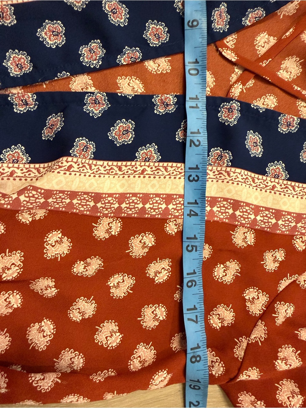 C Rust (Size S) - Picture 4 of 7